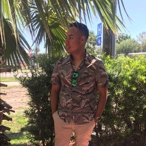 Meet your Posher, Eduardo